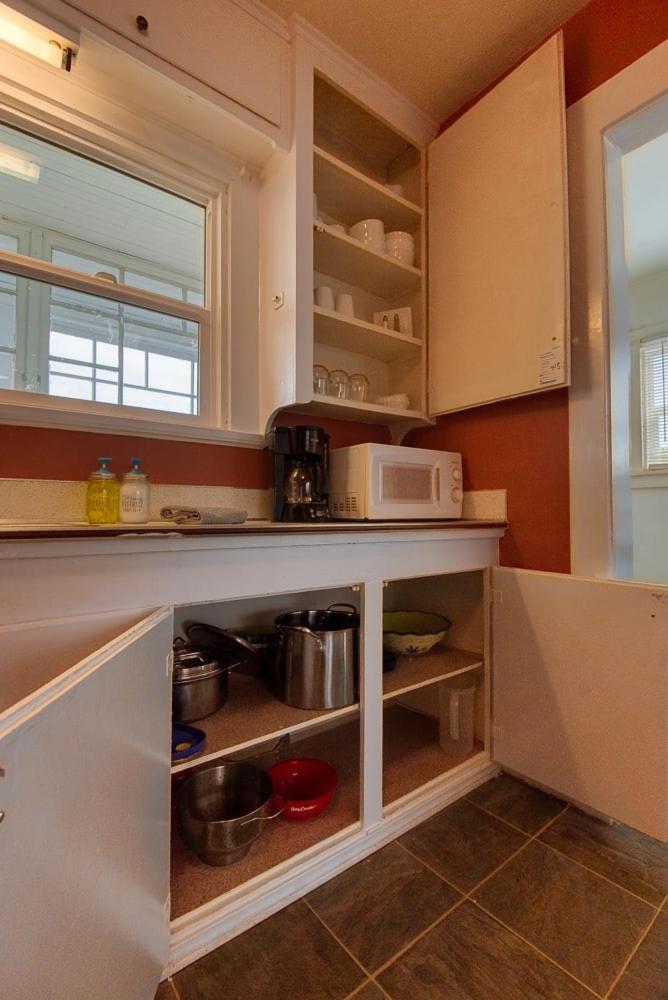#Stayinmydistrict Heritage House Apt Coos Bay Εξωτερικό φωτογραφία