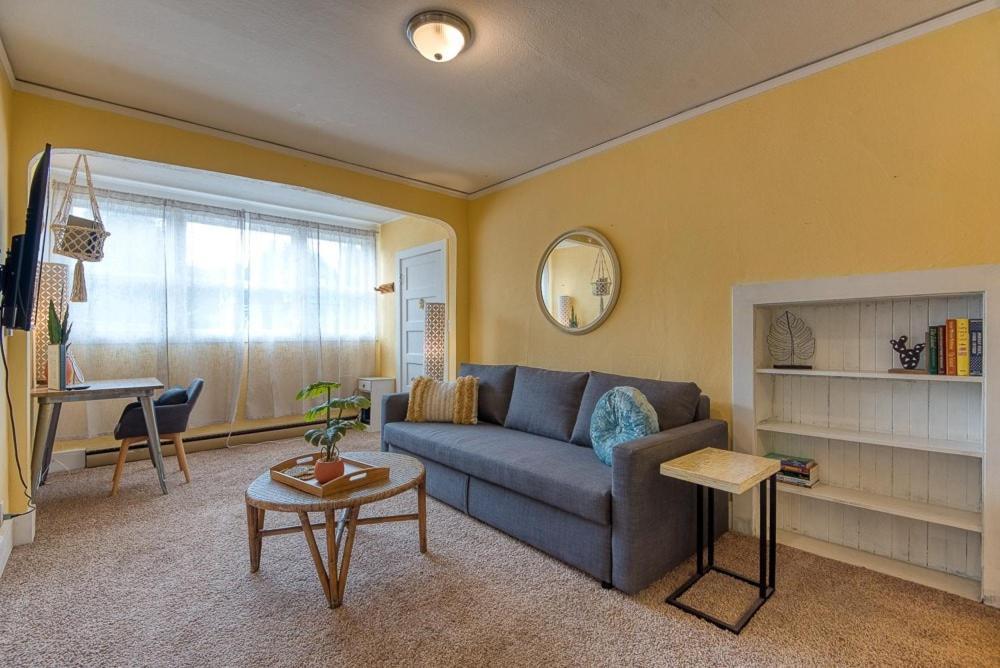 #Stayinmydistrict Heritage House Apt Coos Bay Εξωτερικό φωτογραφία